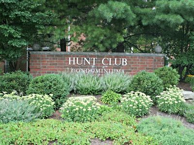 175 Hunt Club Dr #175, St Charles, IL, 60174