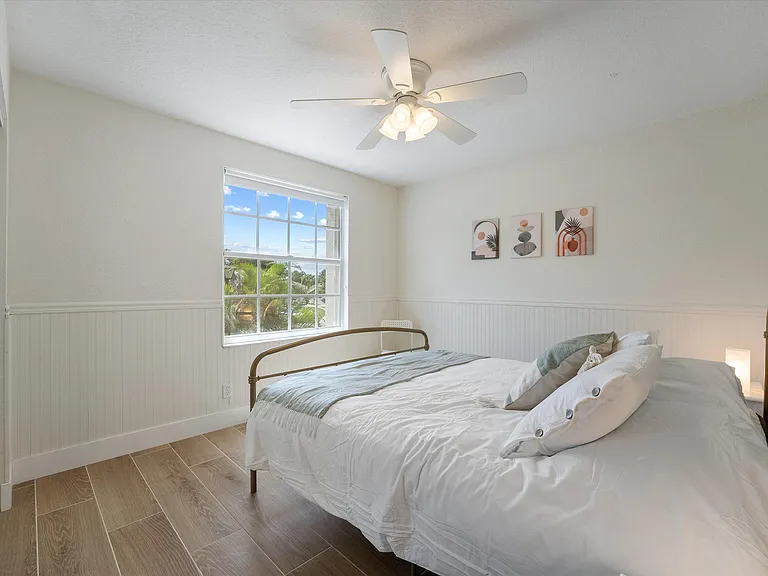 4033 Bluff Harbor Way — Photo 12