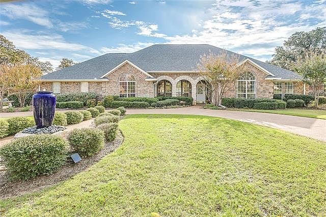 1st image of 12516 Indian Creek Dr