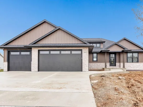 3647 Ella Jo Way, De Pere, WI 54115