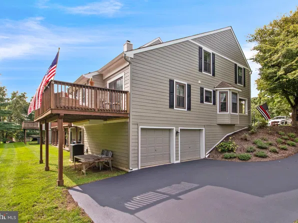 1801 Westfield Ct, Newtown Square, PA 19073