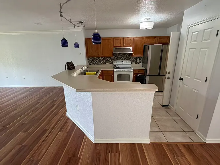 8550 Argyle Business Loop #203 — Photo 6