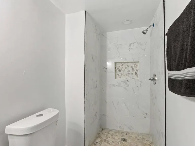 2582 Edmondson Ave — Photo 30