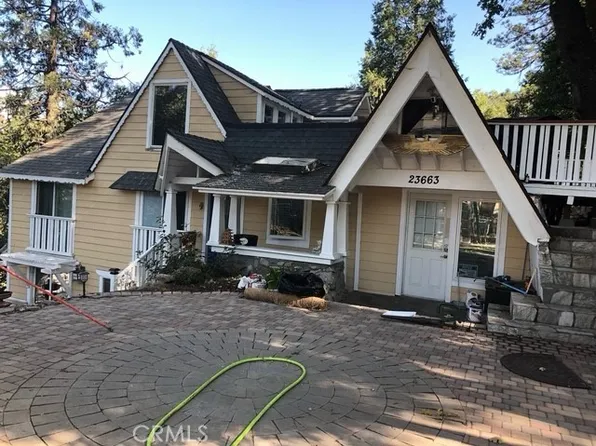 23663 Lake Dr, Crestline, CA 92325