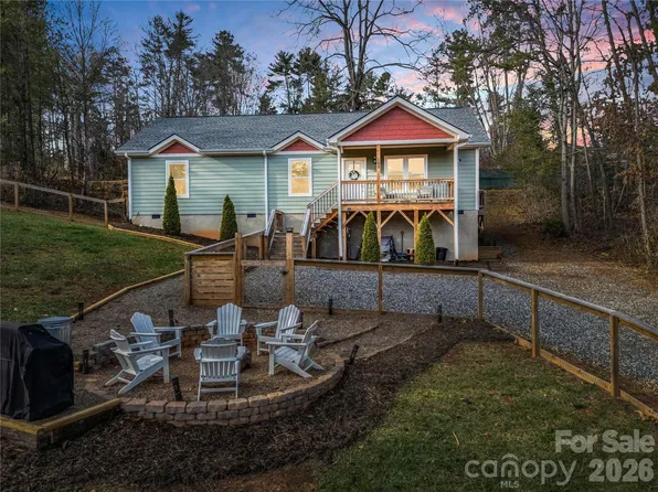 109 Elf Haven Ln, Weaverville, NC 28787