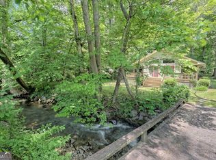 9212 Tusquittee Rd, Hayesville, NC 28904