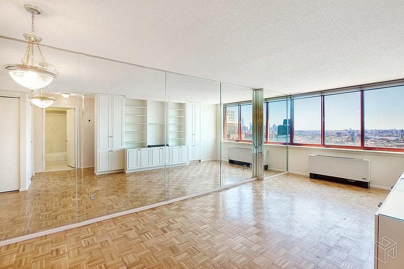 1st image of 474 48th Ave APT 33J