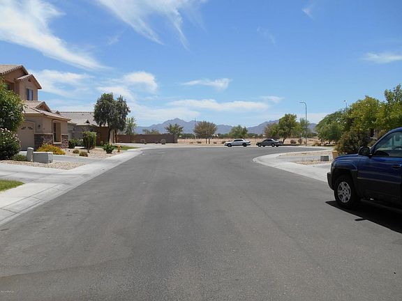 3rd image of 3825 S 101st Ln