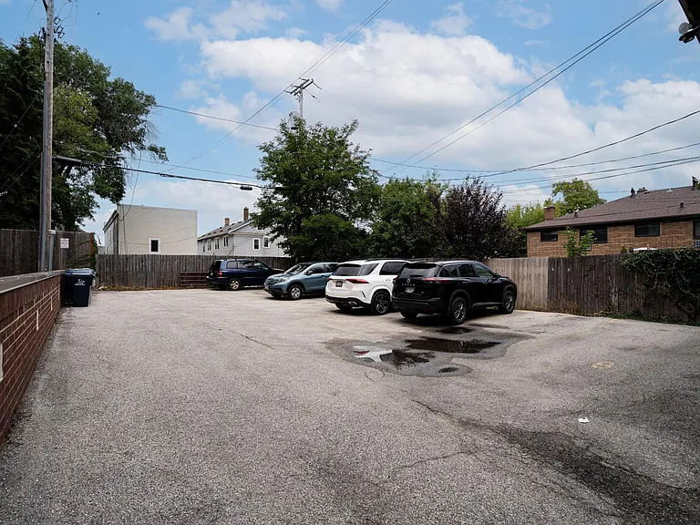 1627 N Farwell Ave #A — Photo 5