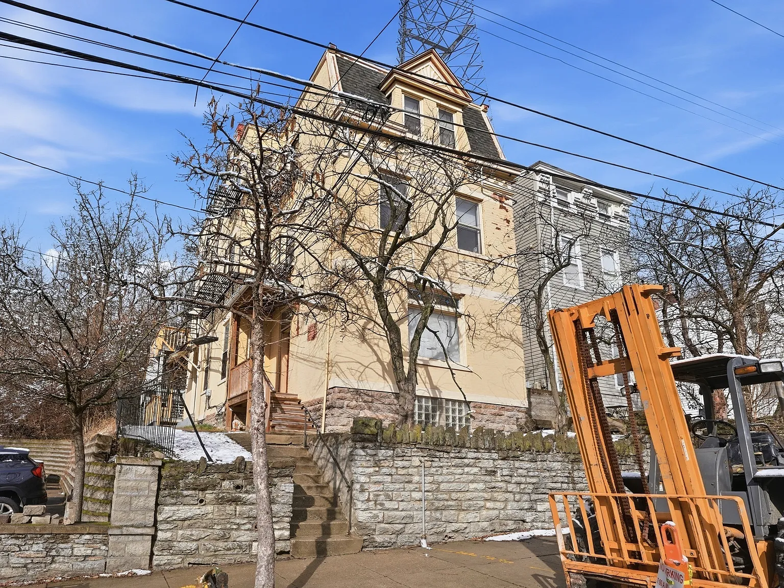 3 bed, 1000 sqft, $1,095 — Photo 4