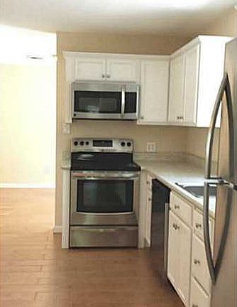 3rd image of 3200 Club House Ct
