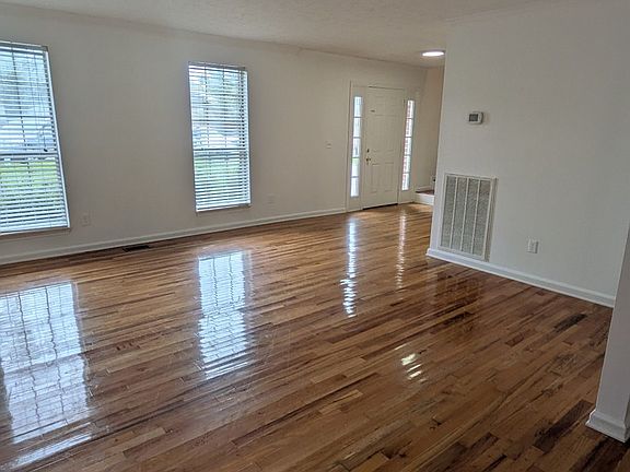 4th image of 312 Bristol Mountain Ct
