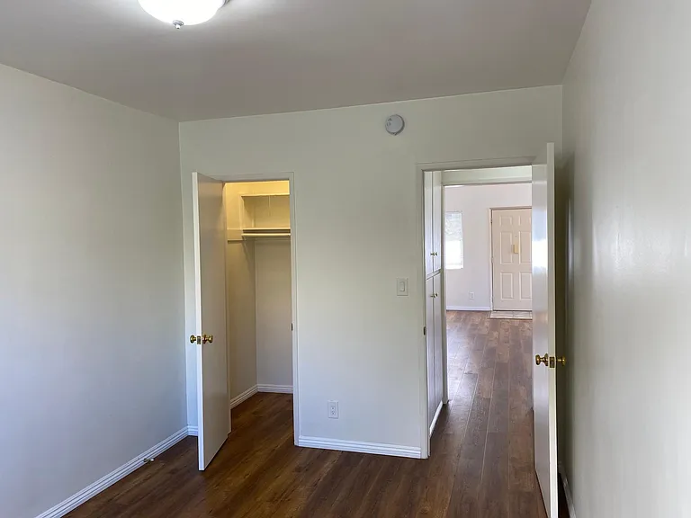 840 Haverford Ave #11 — Photo 17