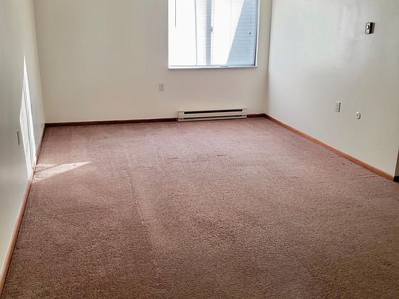 5th image of 90 N Buena Vista St APT 18