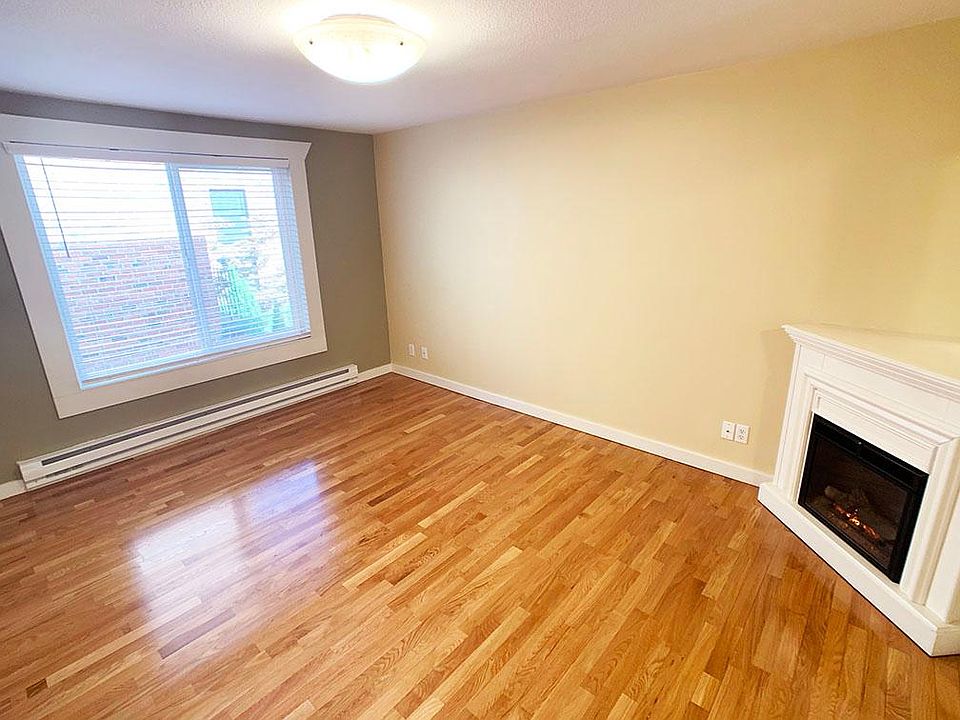 Oak Flooring, Insulated Windows