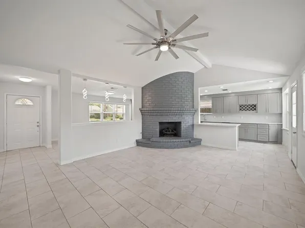 12311 Hoggard Drive, Meadows Place, TX 77477