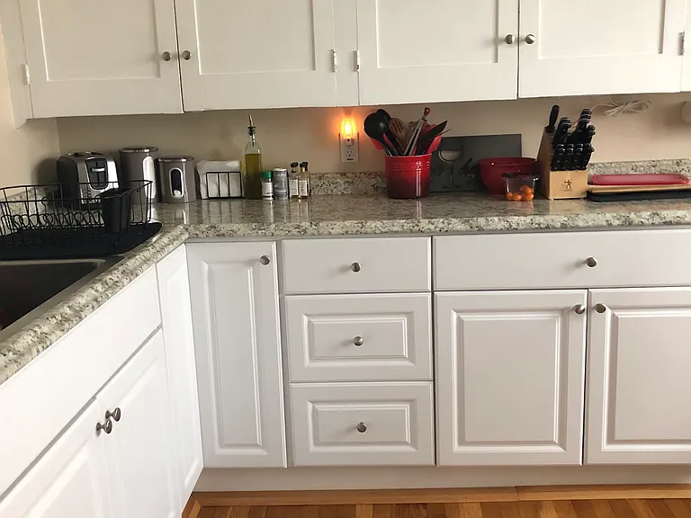258 Robbins St #B — Photo 7