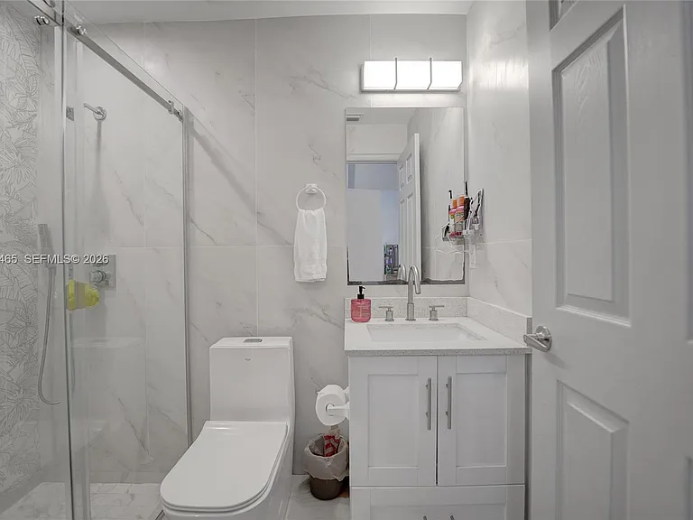 4541 SW 26th Ter — Photo 41