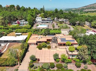 2639 Hillcrest Rd, Medford, OR 97504