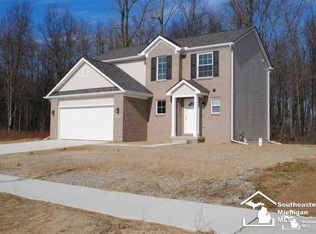 9082 Sandstone Dr, Newport, MI 48166