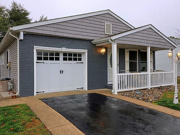 4th image of 10 Elmswell Ct