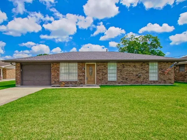 114 Ballay St, Belle Chasse, LA 70037