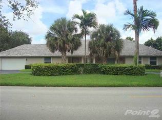 13230 N Calusa Club Dr, Miami, FL 33186