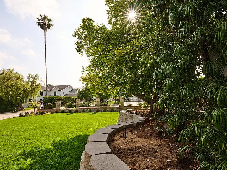 4720 Hayman Ave — Photo 10