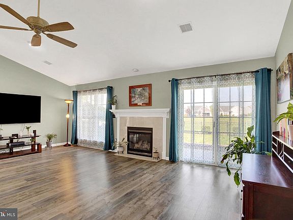 5th image of 2031 Liberty Dr