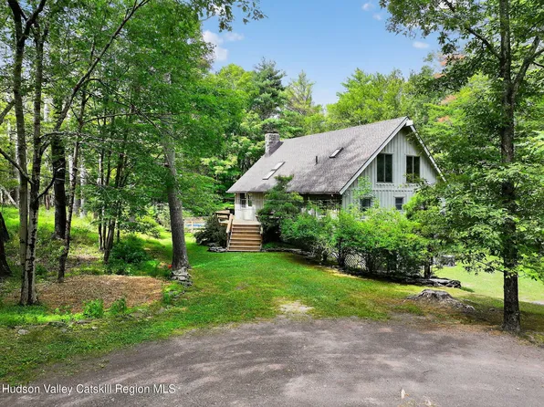 169 Stoll Road, Saugerties, NY 12477