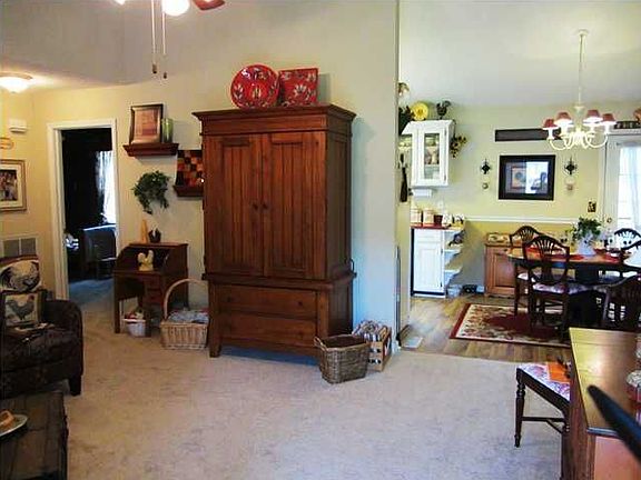 4th image of 334 Harden Dr