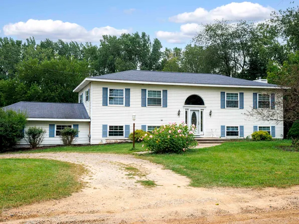 1745 146th Ave SW, Byron Center, MI 49315