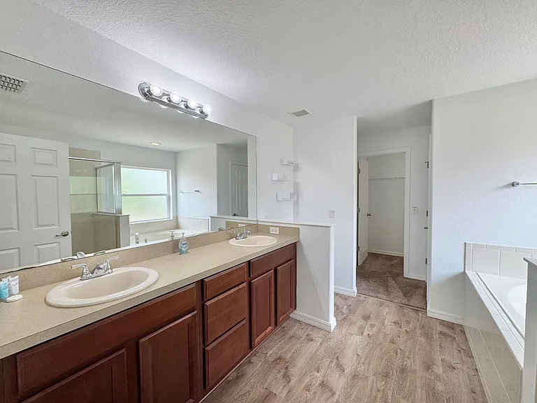 502 Viola Dr — Photo 21