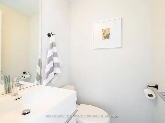 4th image of 2 Rushbrooke Ave #1A