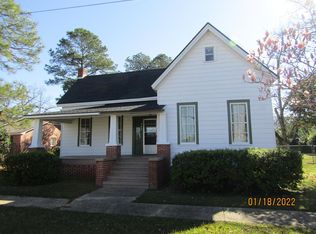 304 Sapp Ave SW, Pelham, GA 31779