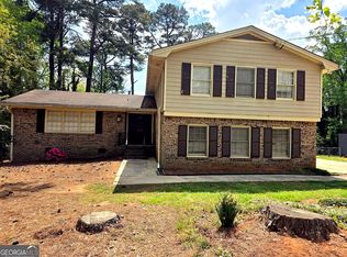 4722 Kenneth Dr SW, Lilburn, GA 30047