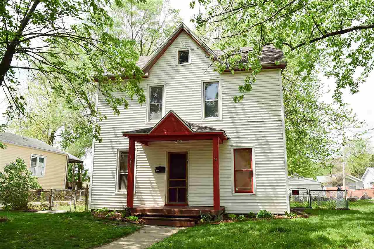 1227 S Capitol St photo 1
