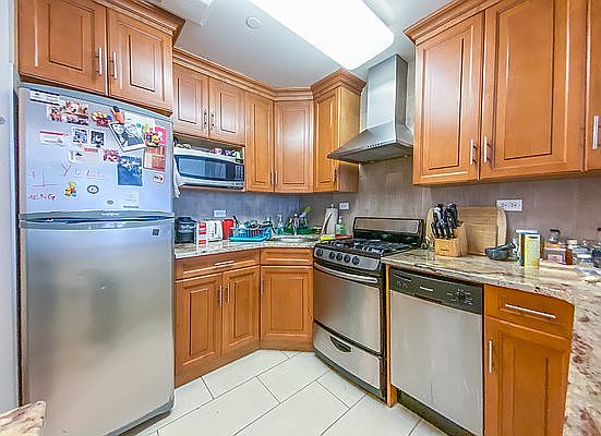 1st image of 209 Meserole St APT 1