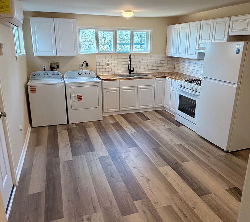 1st image of 2819-21 Conti St #2821