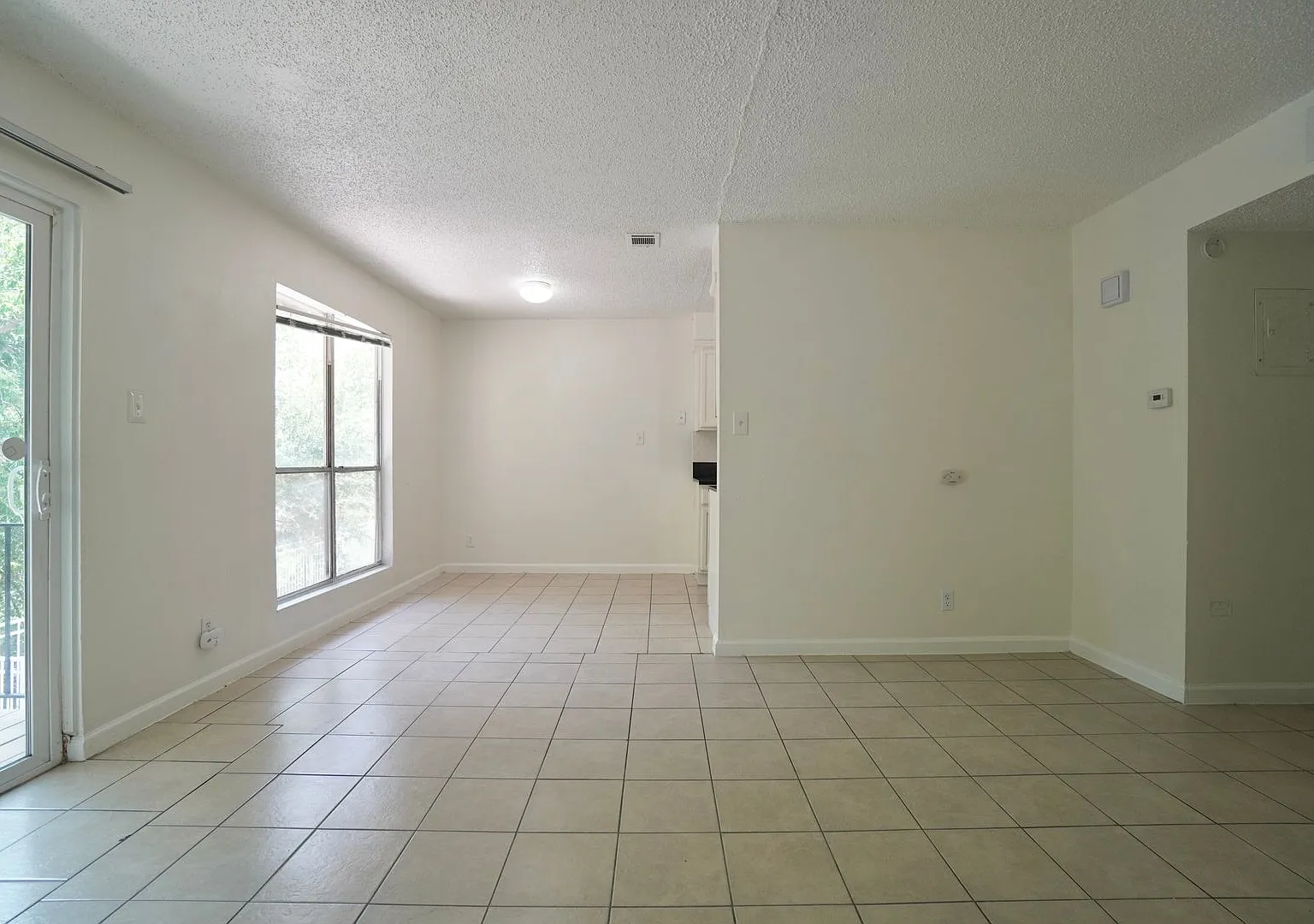 Gated 2-Bed, 1-Bath Austin, TX Home with Tree-Top Balcony Views — Photo 4