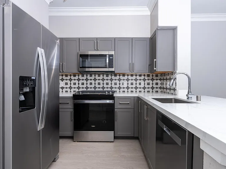 Paladia Luxury Apartments — Photo 162