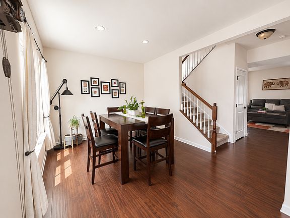 2nd image of 2702 Pittsburgh Ct