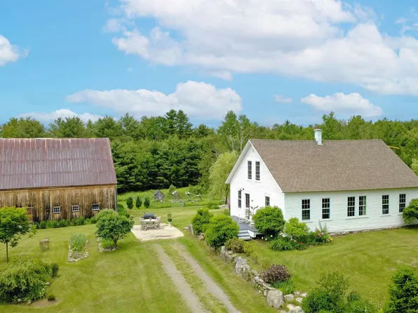 87 Porter Road, Bath, NH 03740