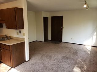 1918 E 3rd St #D, Duluth, MN 55812