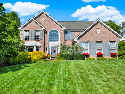 159 Valley View Dr, Rostraver Township, PA, 15012