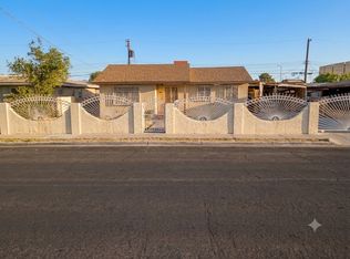 2009 S 11th St, Las Vegas, NV 89104