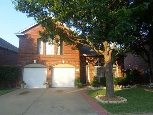 1st image of 921 Parker Dr