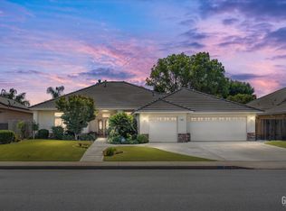408 Calle Manzana, Bakersfield, CA 93314