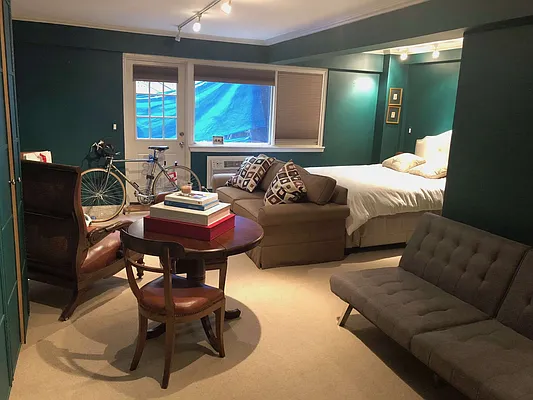 Rented by Carini Group | media 8