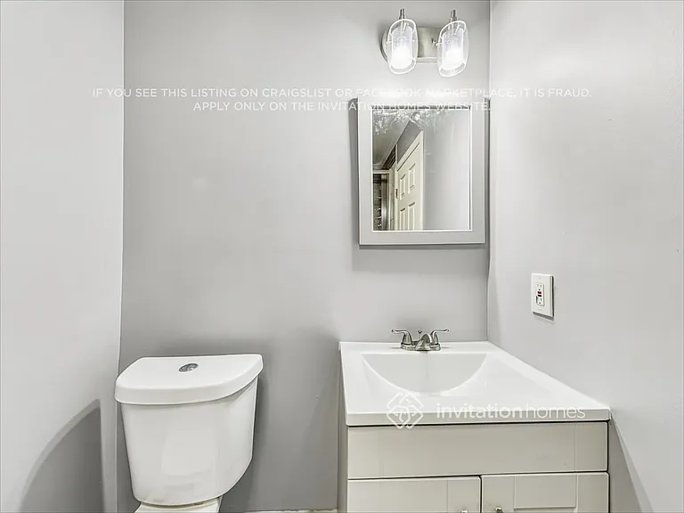 524 Warren Ave — Photo 15